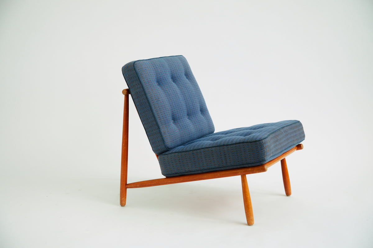 Dux domus chair hot sale