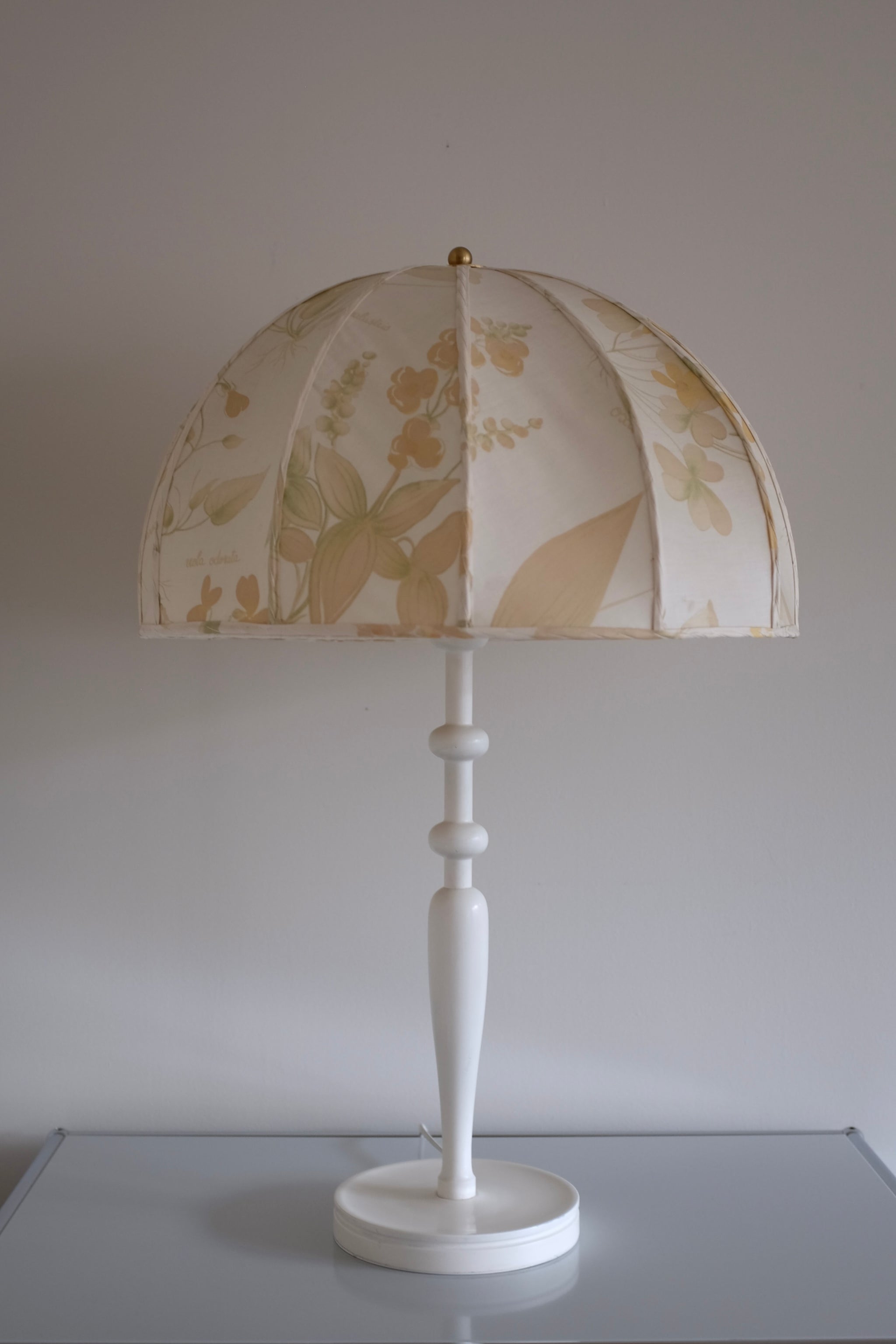 Vintage Table lamp modell 2563 by Josef Frank for Svenskt Tenn