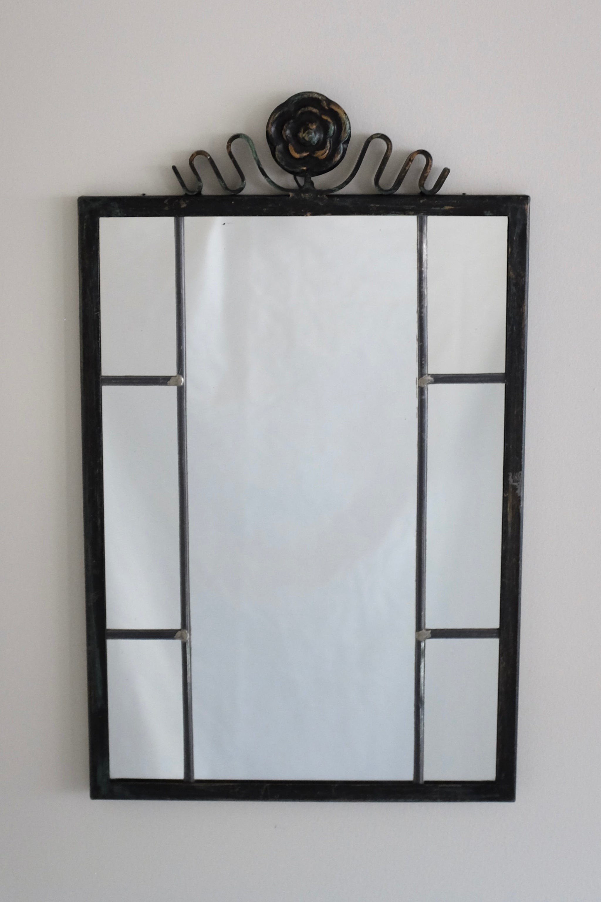 from Sweden＊Vintage mirror・* Antique Swedish Mirrors - Curated Collection | Vinterior