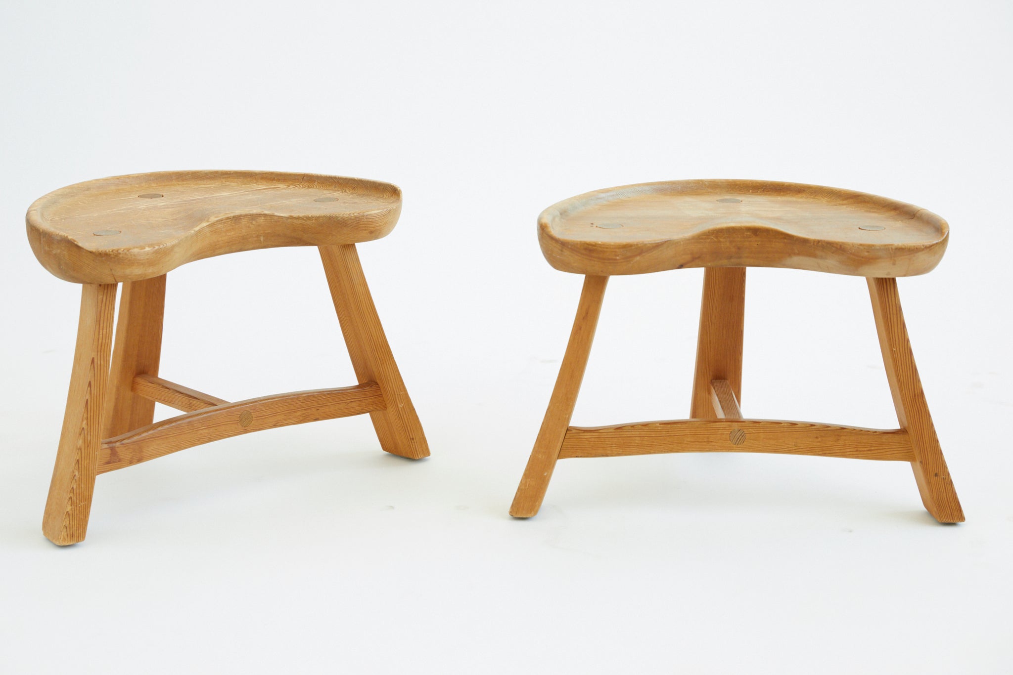 A Pair of Pine Stools by Krogenæs Møbler – Studio Nordic