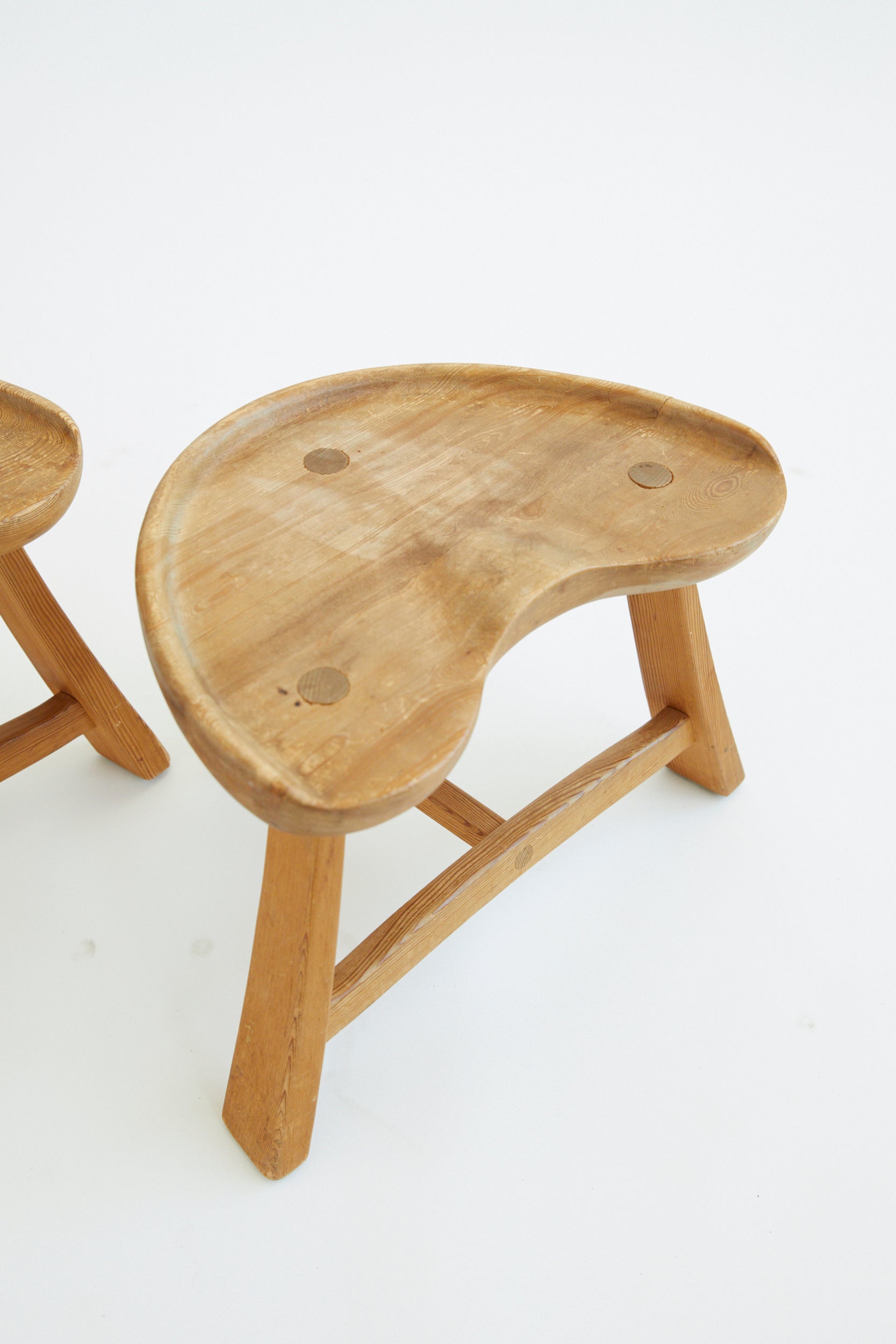A Pair of Pine Stools by Krogenæs Møbler – Studio Nordic