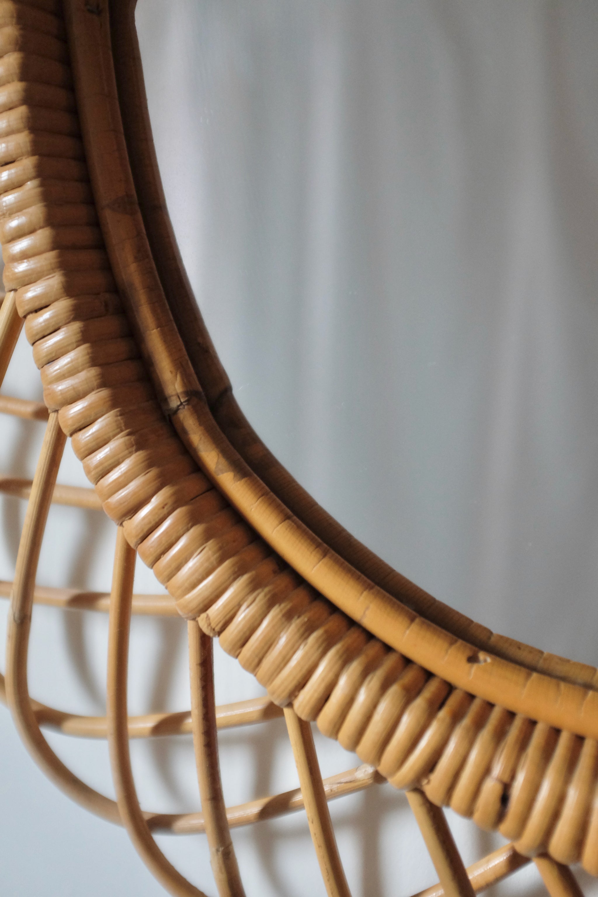 Large Vintage Rattan Mirror – Studio Nordic